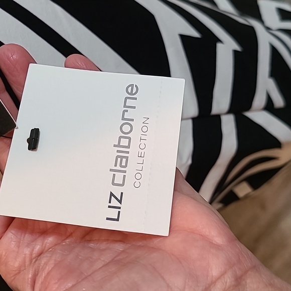 Liz Claiborne Abstract Pencil Skirt - Picture 6 of 13